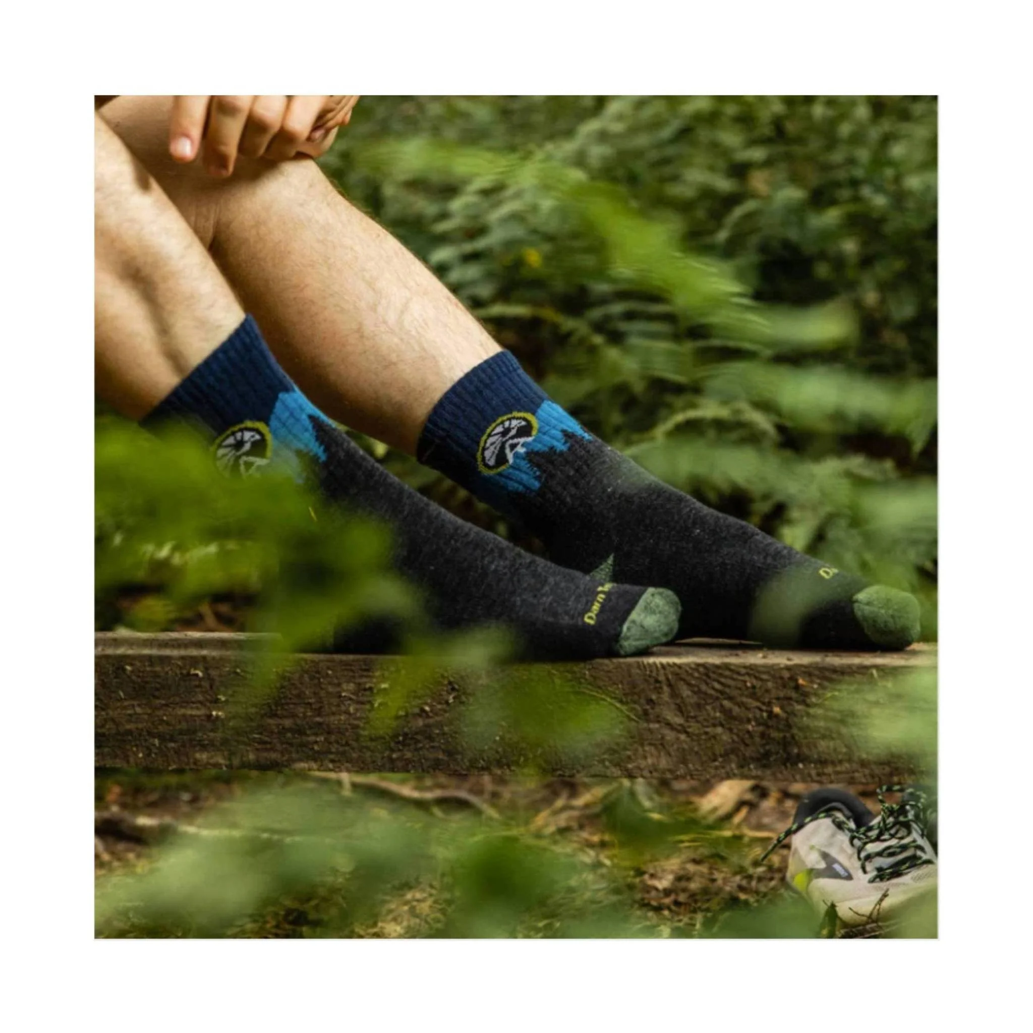 Darn Tough Vermont ATC Micro Crew Midweight Hiking Sock - Eclipse - Image 4