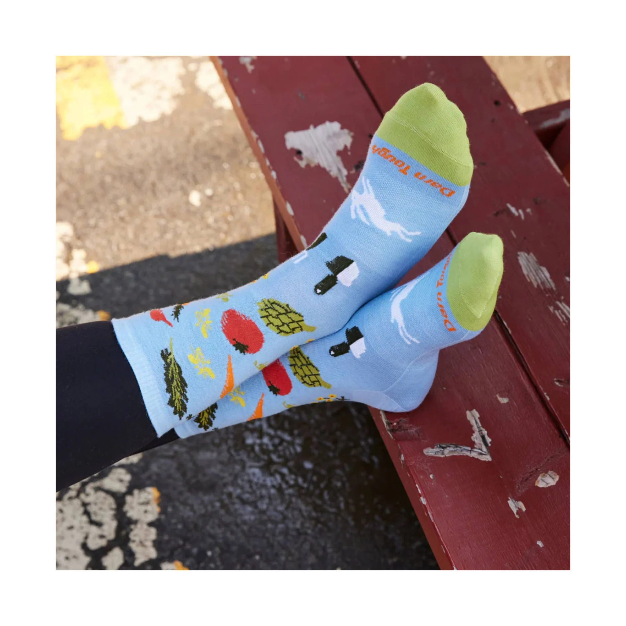 Darn Tough Vermont Women's Farmers Market Lightweight Lifestyle Crew - Sky - Image 2